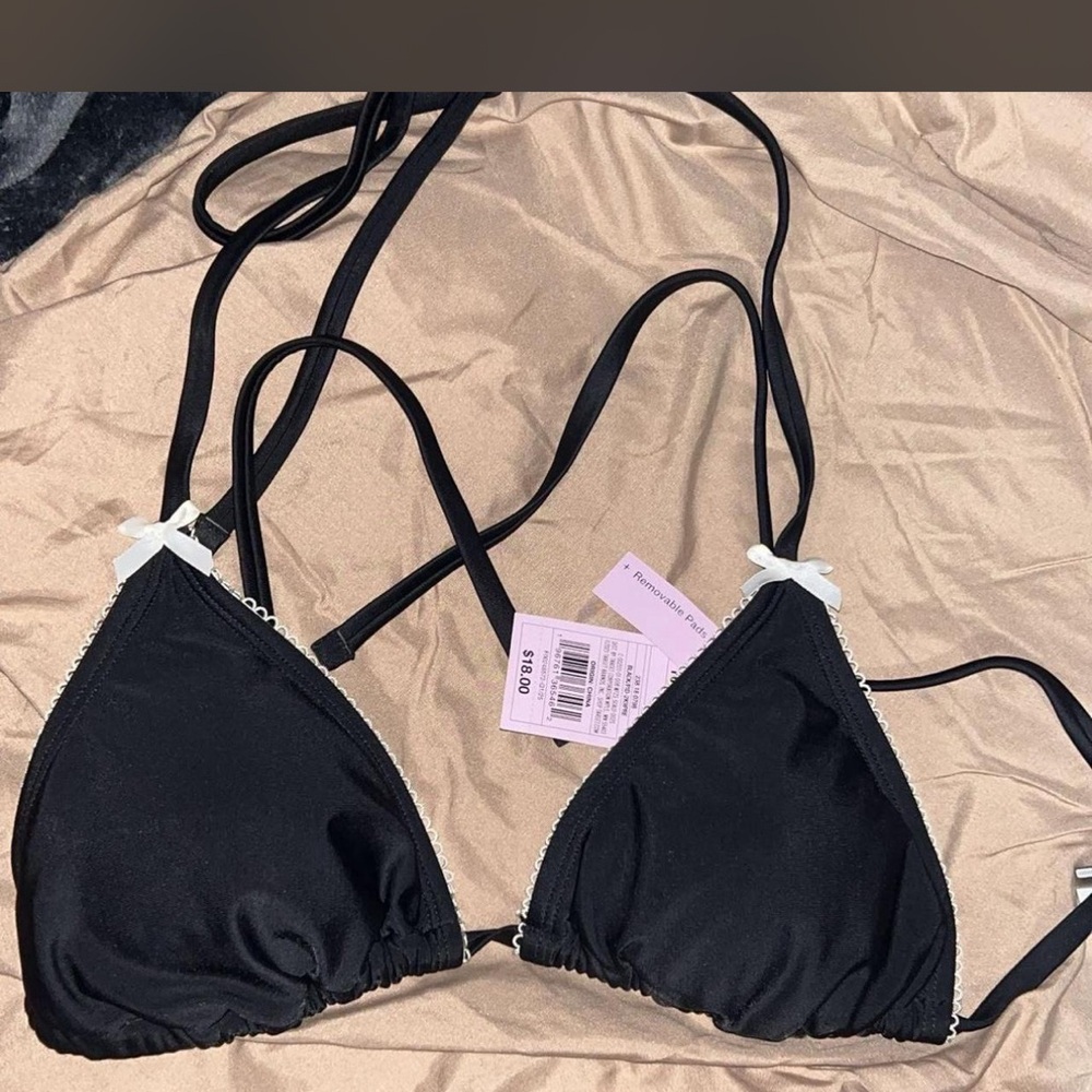 Elegant Black Lace Trim bikini top